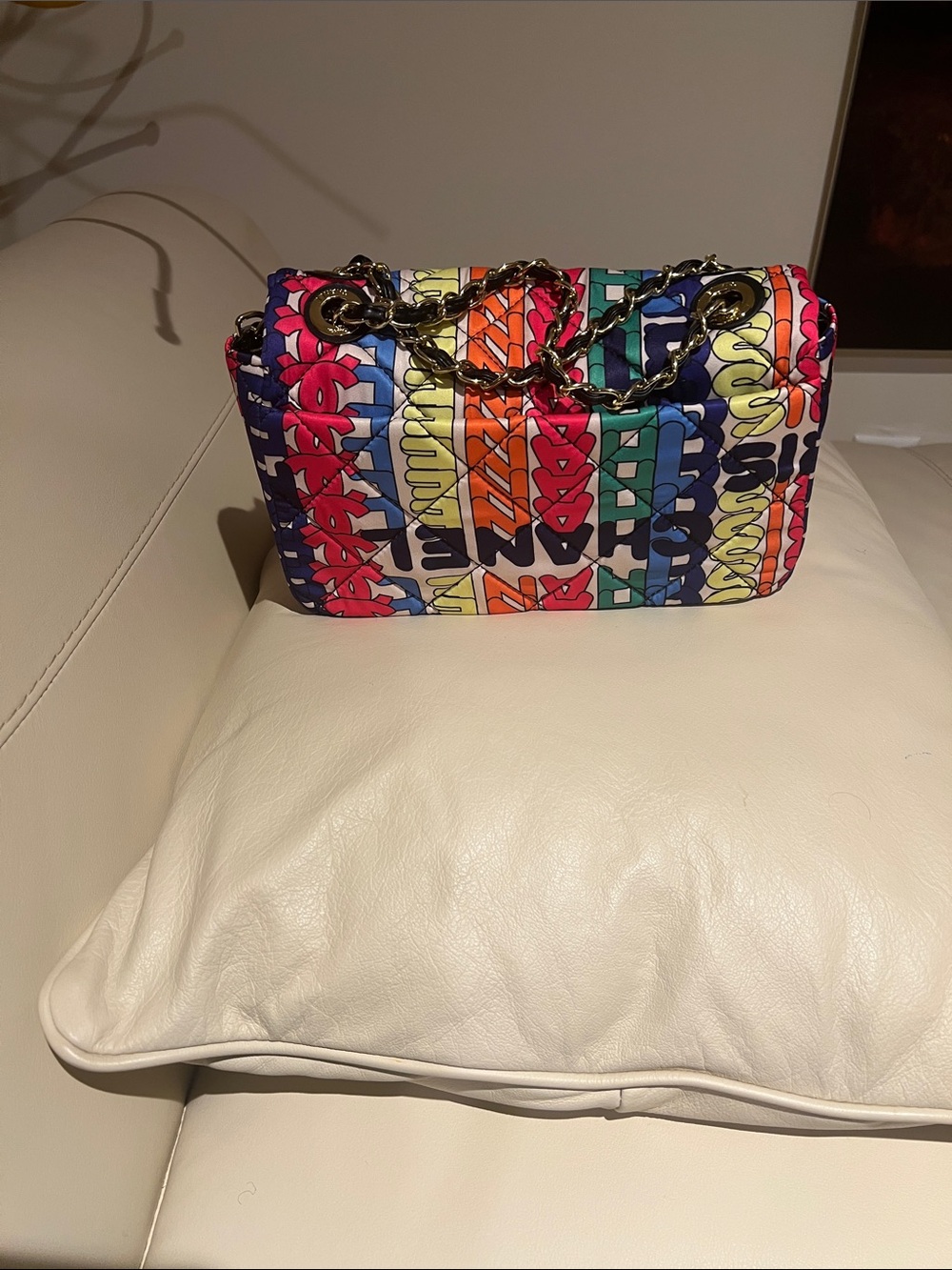 Multicolor Logo Quilted Shoulder Bag in White Base with Rainbow Stripe - Picture 2 of 8